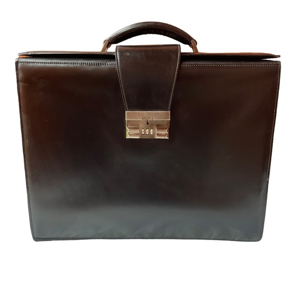 BALLY of SwitzerlandLeatherBriefcase / Pilot - Lawyer - Doctor